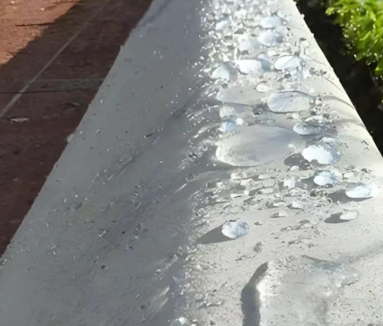 贵池硅烷浸渍涂料在混凝土保护中的应用